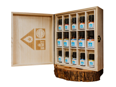 Wooden box for essential oils
